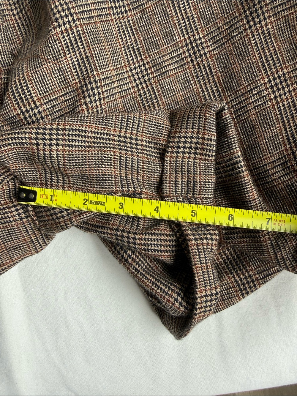 VTG 100% Wool Plaid, Pleated, High-Waist Women’s Shorts - Picture 5 of 6